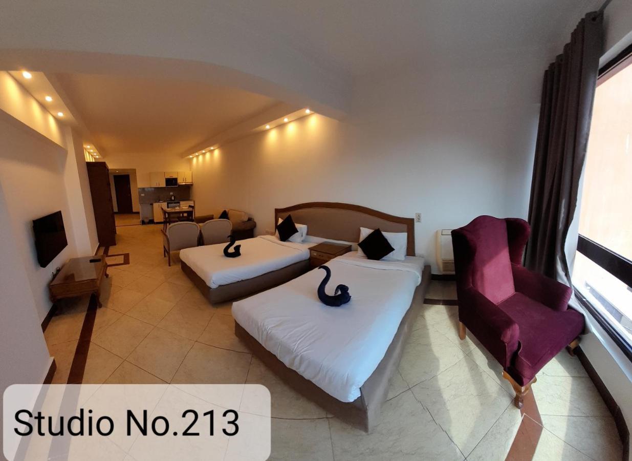 Alia Beach Residence Hurghada Room photo